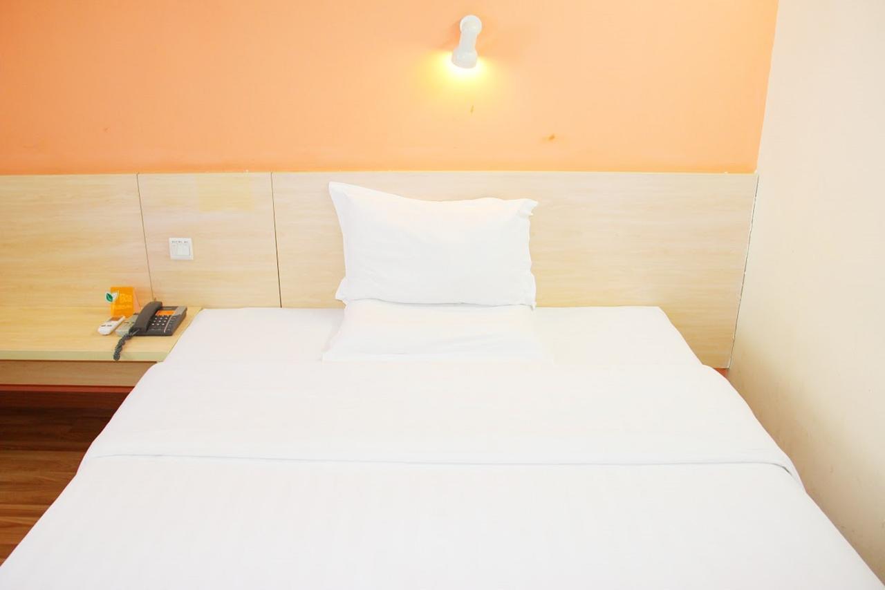 7Days Inn Lingshui Beidou Road Buitenkant foto